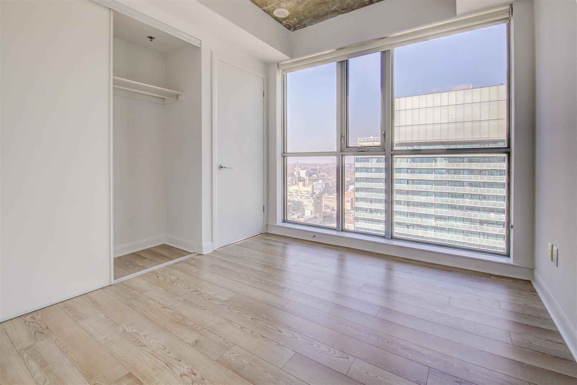 375 King Street West, #3209