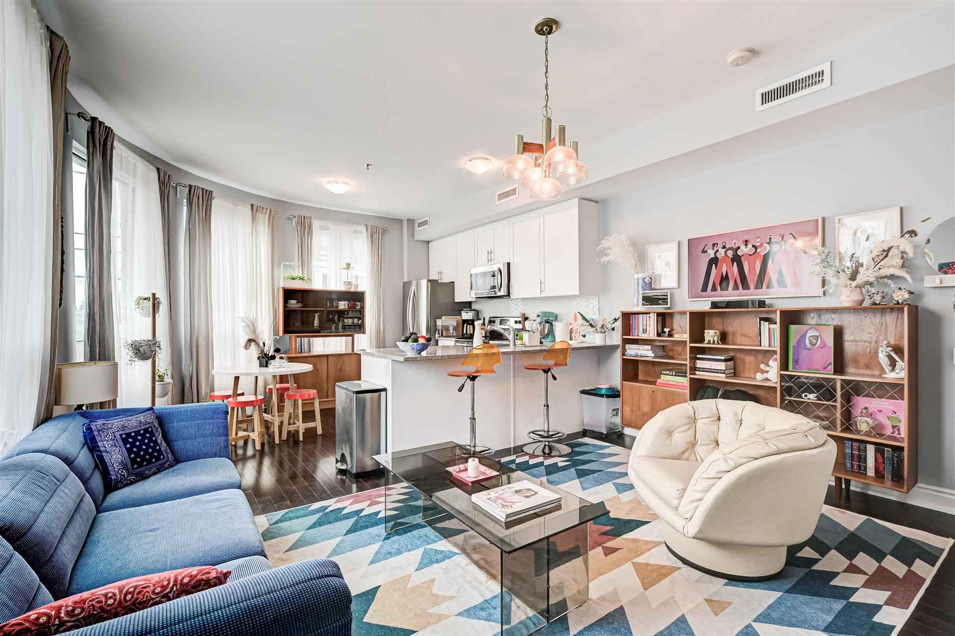 2 Maxwell Street #201