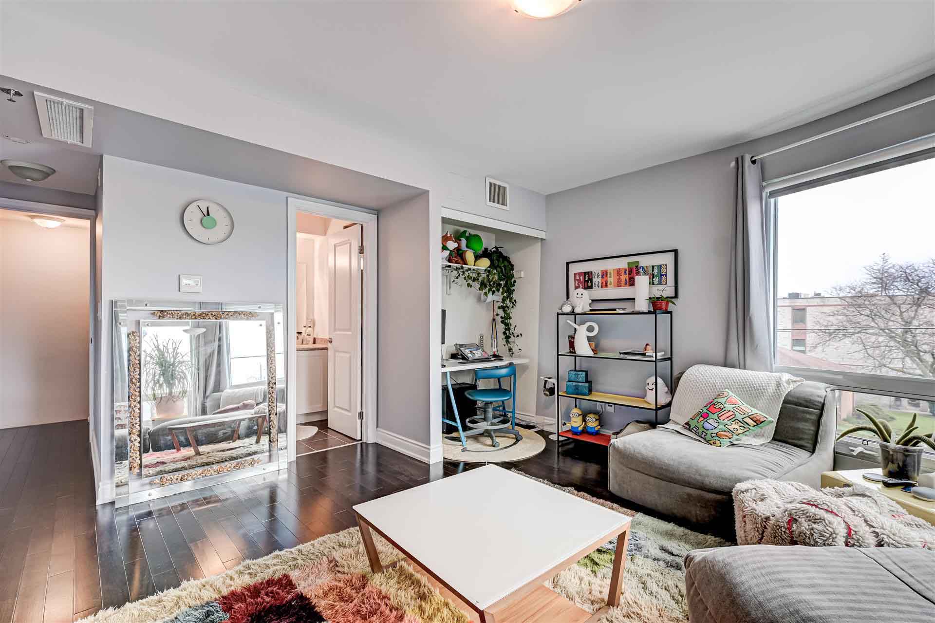 2 Maxwell Street #201