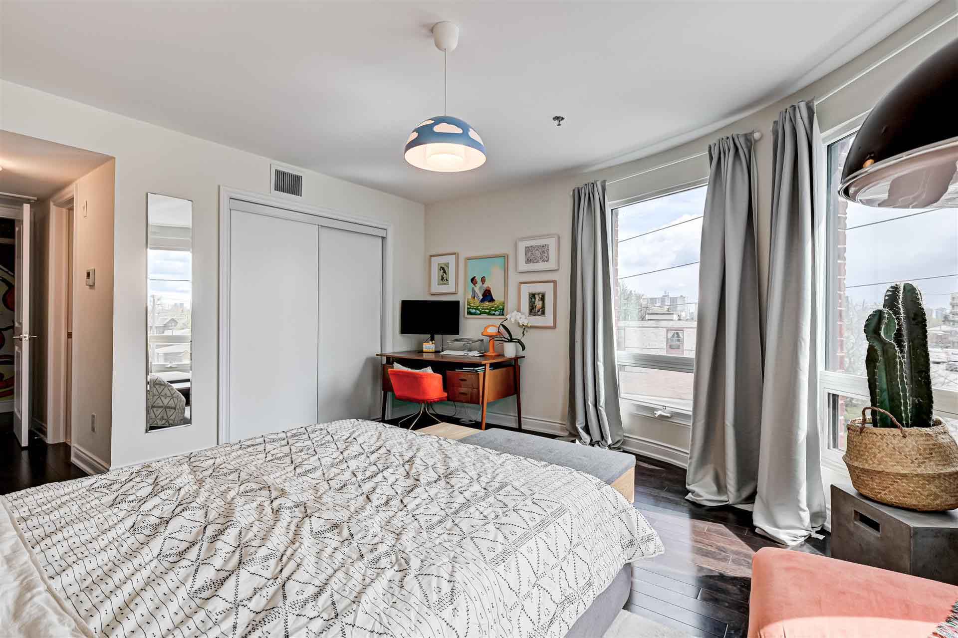 2 Maxwell Street #201